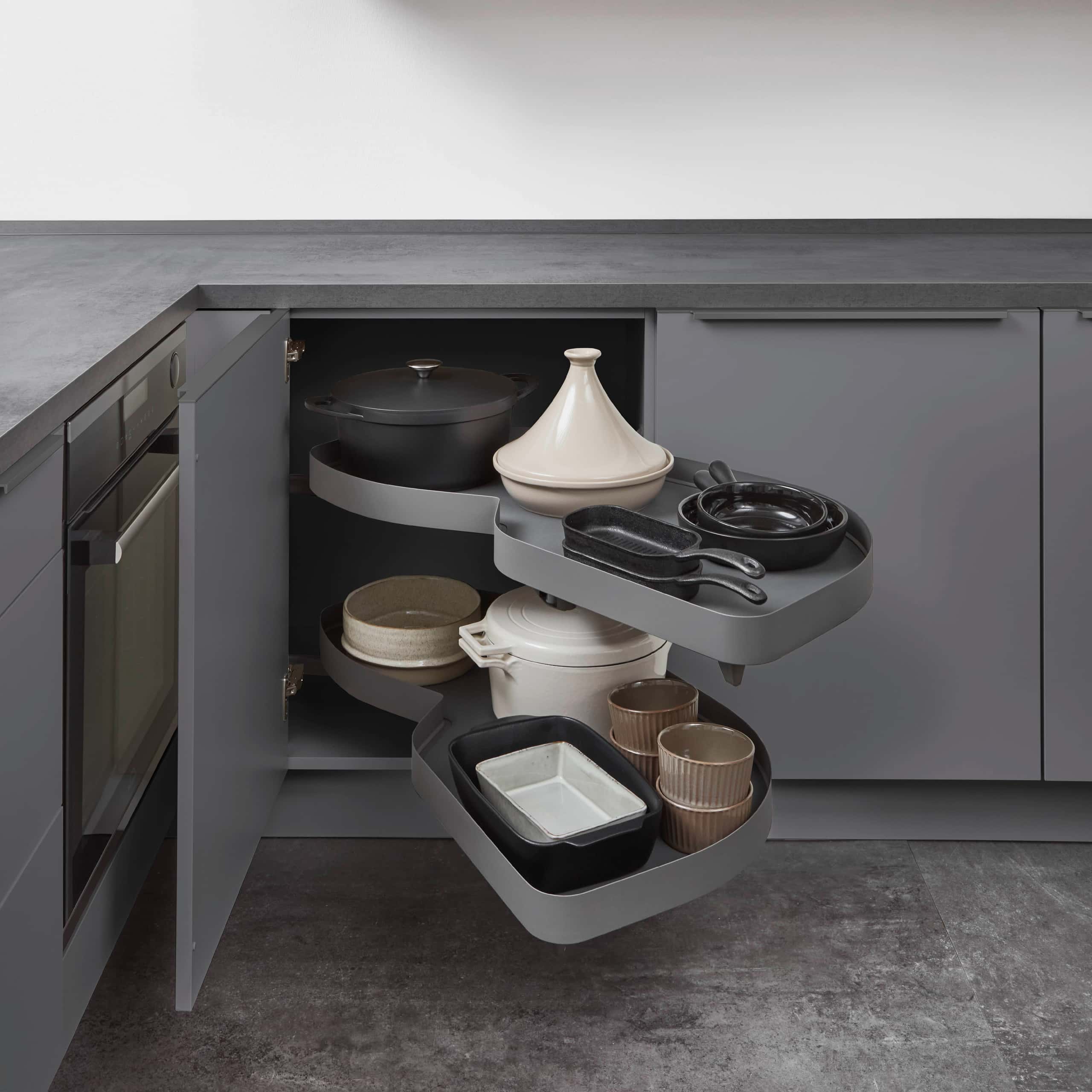 Nobilia Eckschrank mit Le Mans Auszug