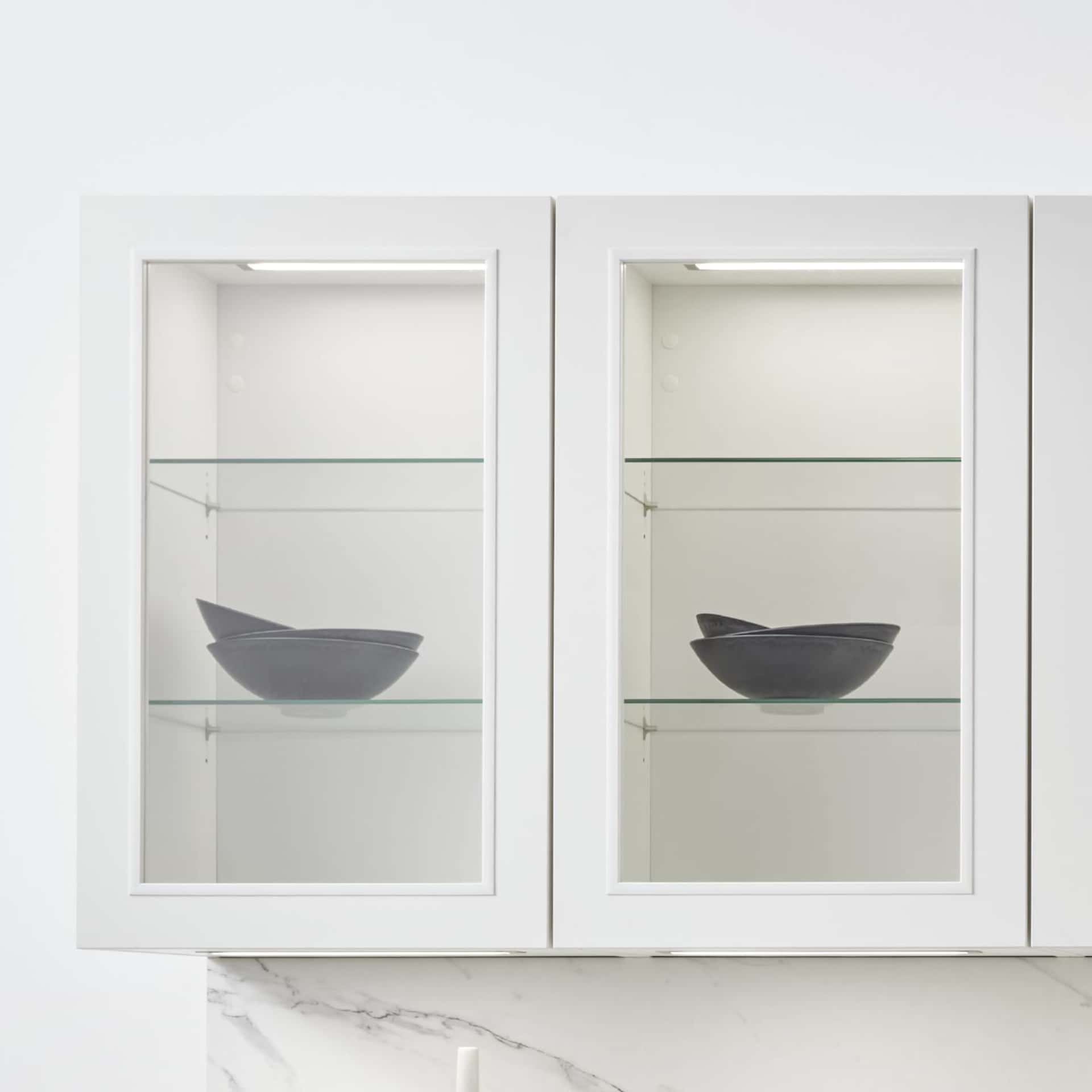 Nobilia Wadnschrank mit Glasrahmentür und Glaseinlegeboden